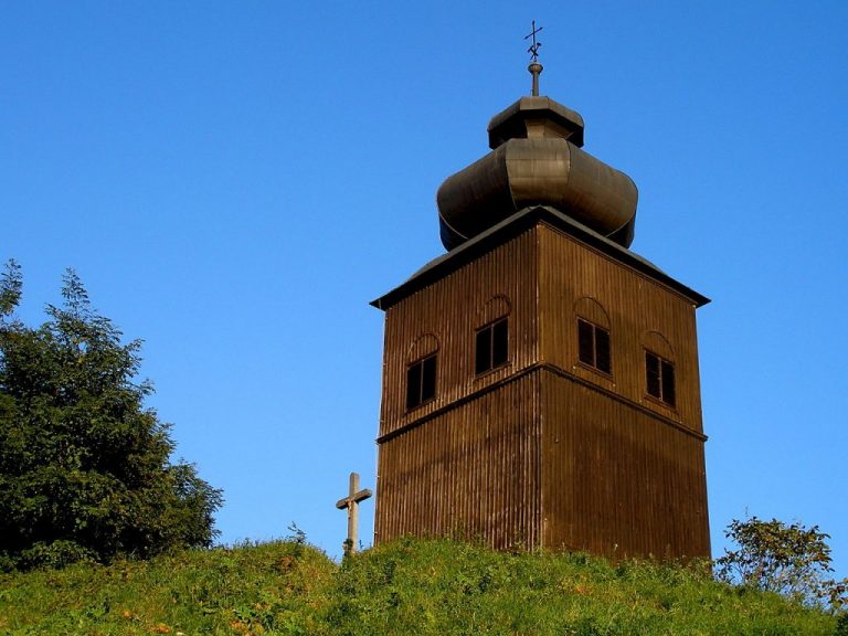 Navigation bar avatar